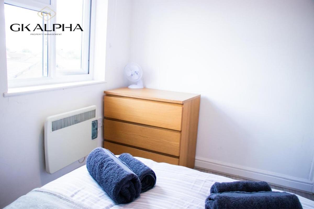 Charming Centre That Was Great For Contractors Apartment Reading