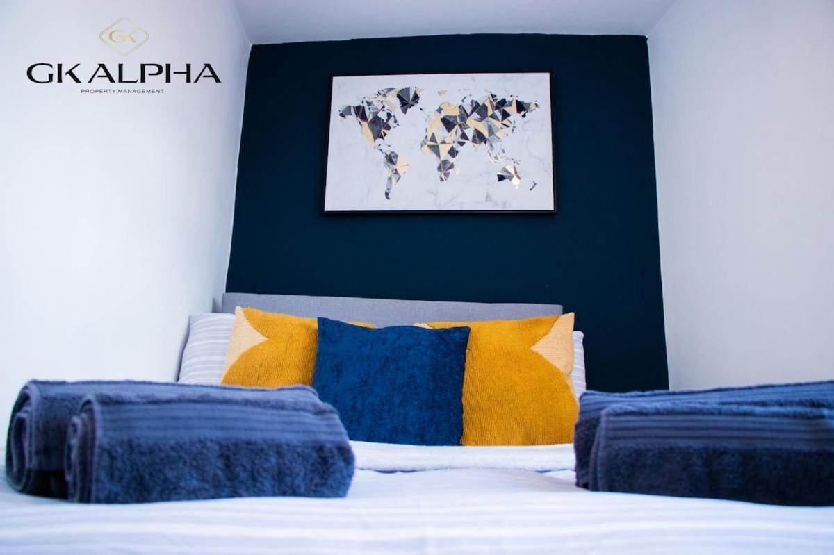 Charming Centre That Was Great For Contractors Apartment