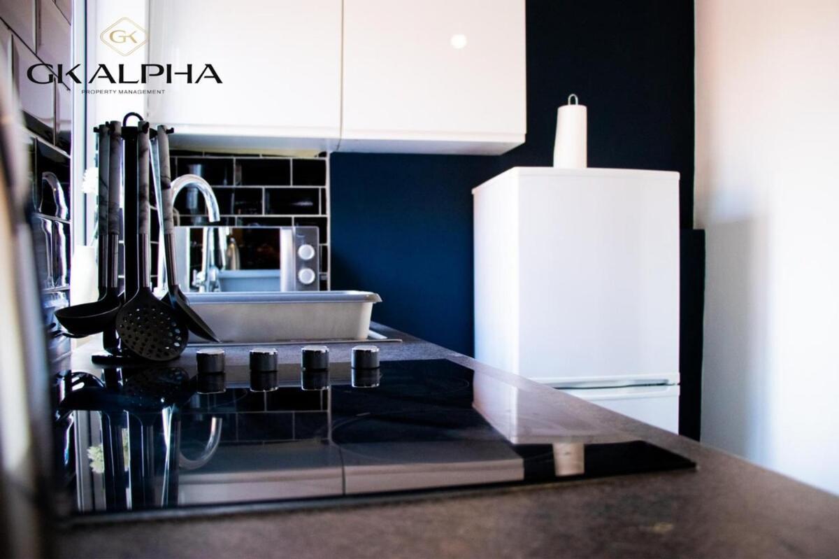 Apartment Charming Centre That Was Great For Contractors