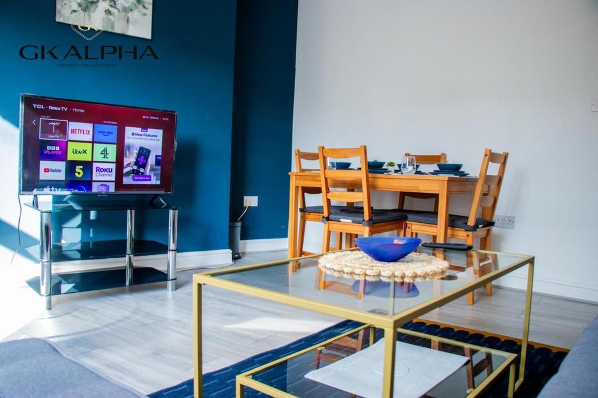 Apartment Charming Centre That Was Great For Contractors